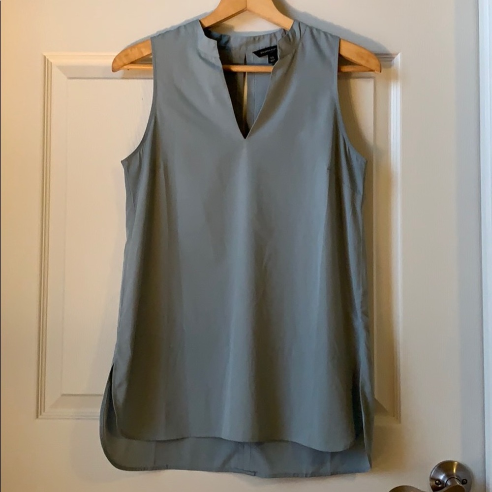 Banana Republic Sleeveless Blouse